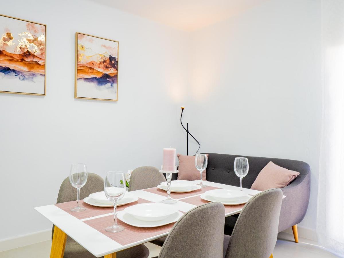 Cártama Cubo'S Urban Miranda Apartment מראה חיצוני תמונה
